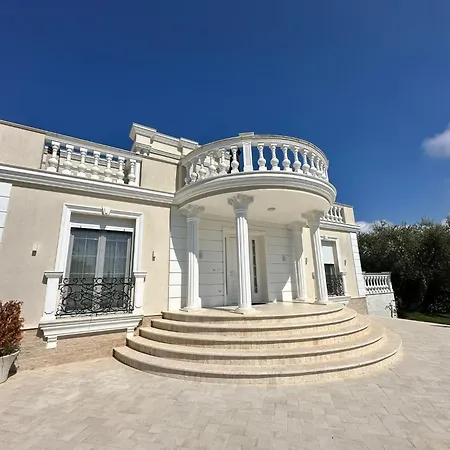 Villa Mullaj